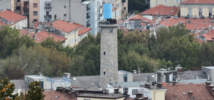 Torre dei Pallini: rimuovere l’antenna per tutelare il monumento